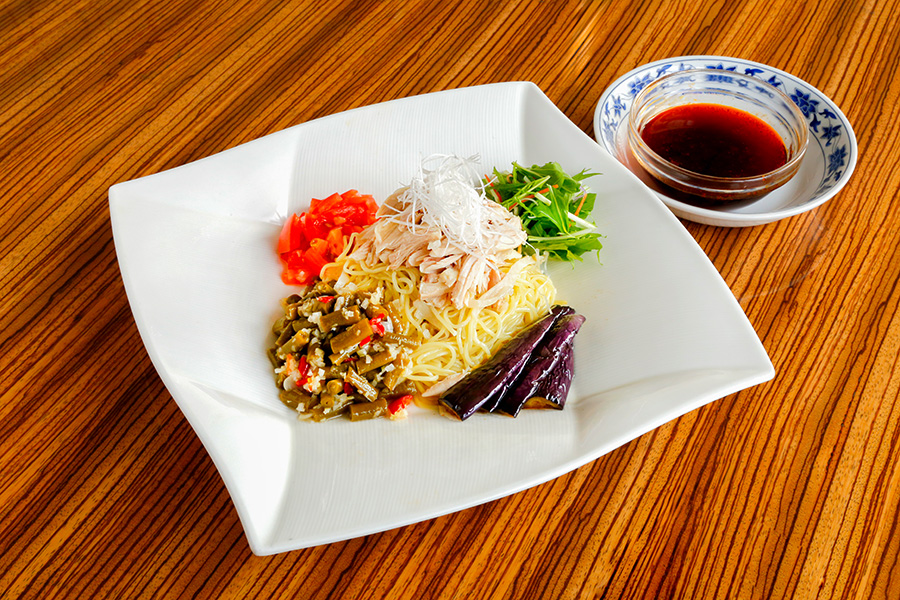 重慶飯店｜本館｜酸豆角鶏絲涼麺