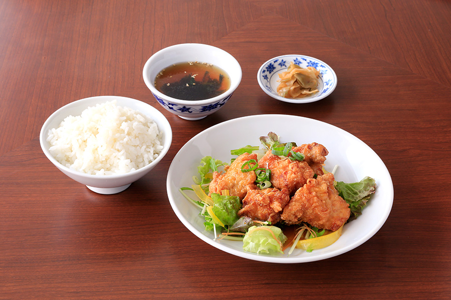 重慶飯店｜桜木町｜週替わりランチ_鶏のから揚げ甘酢ソース